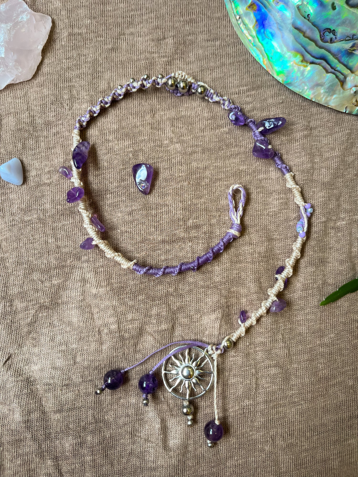 Macramé hairwrap – Stralend helder