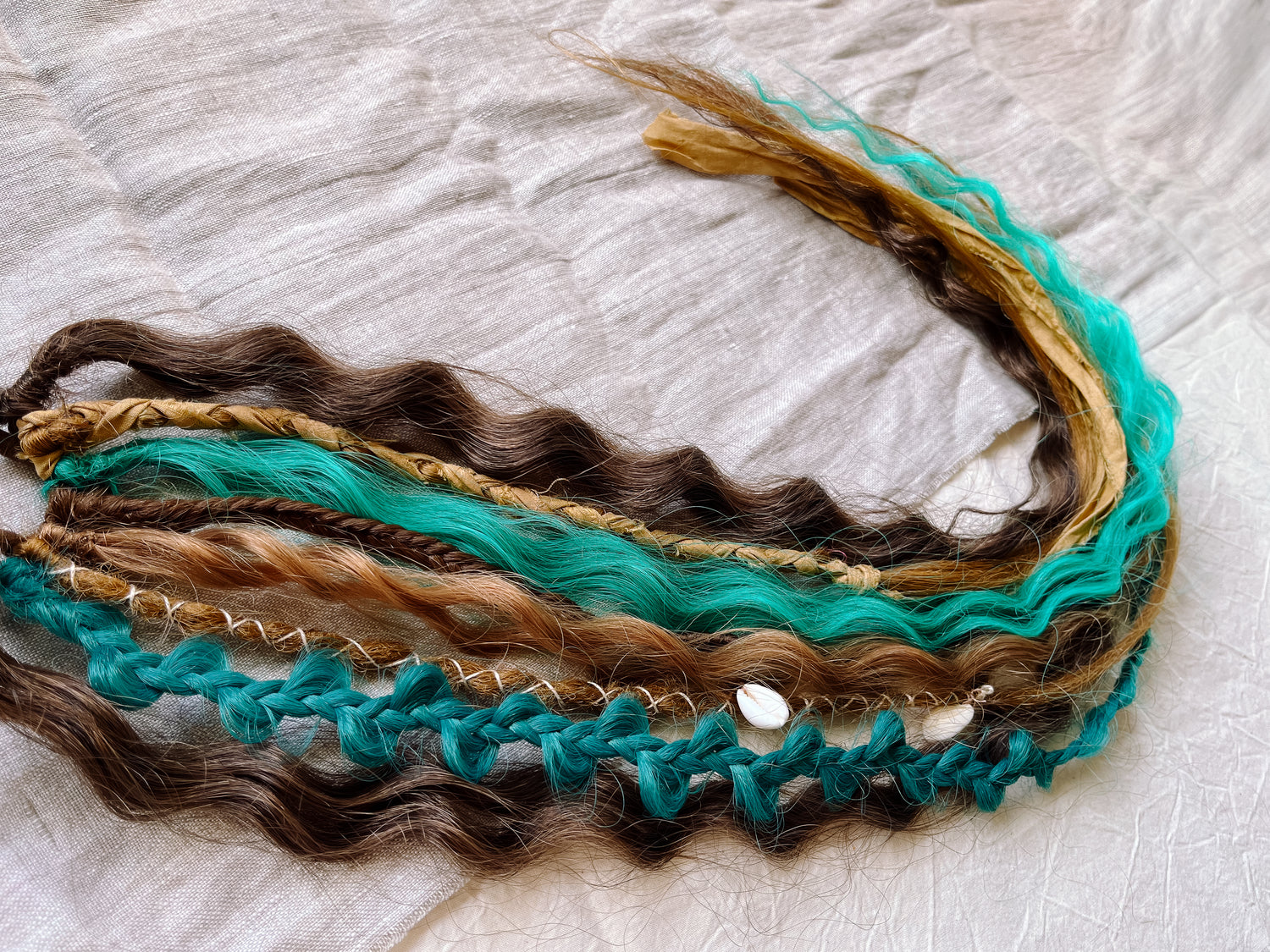 Dread Ponytail – Ocean Earth