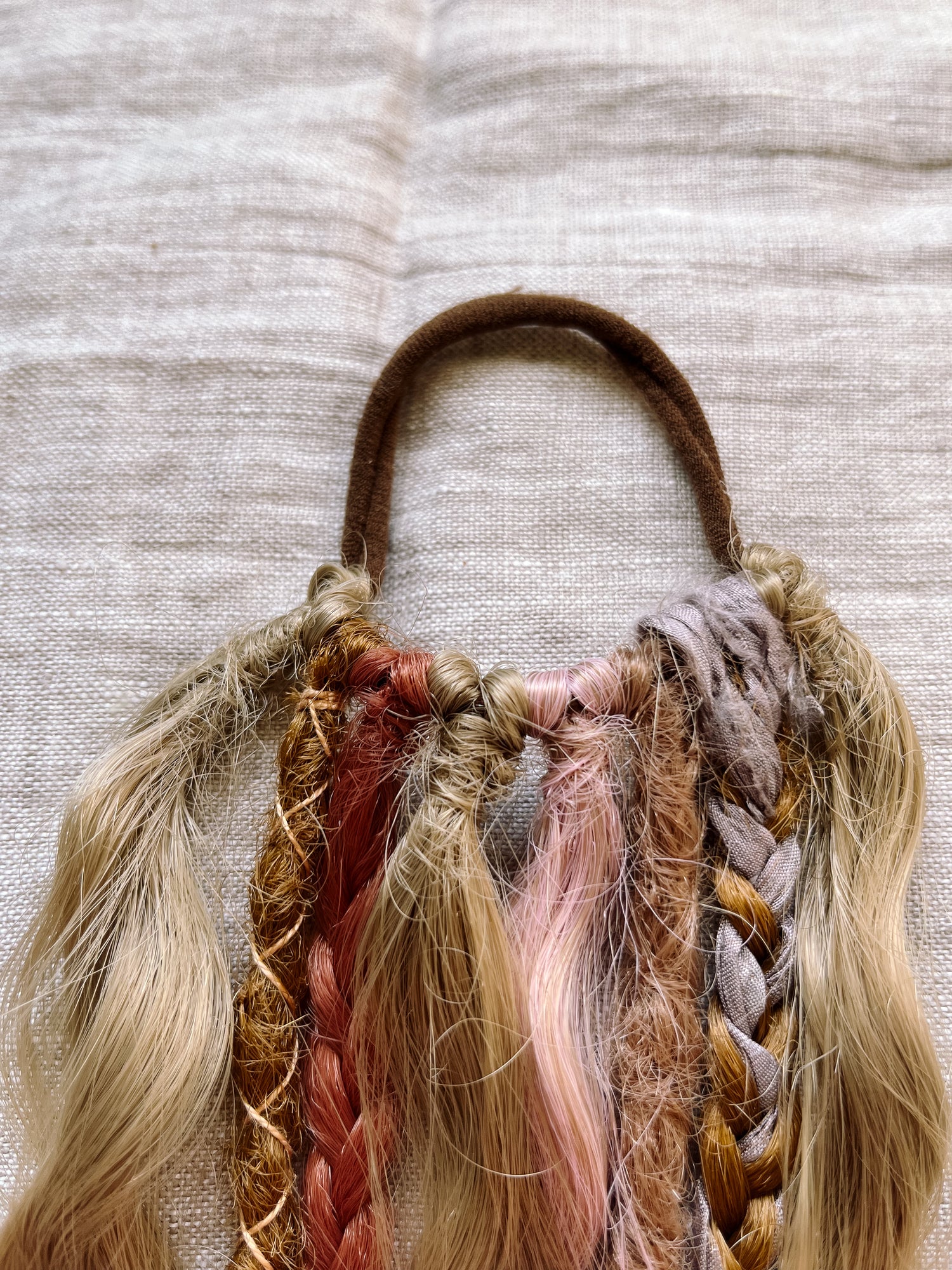 Dread Ponytail – Rose Aura